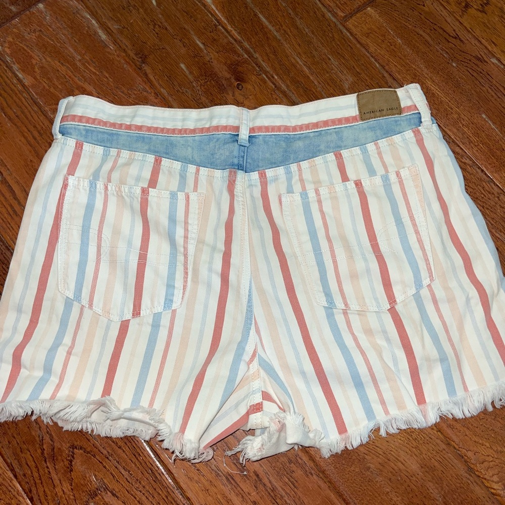 American eagle mom shorts